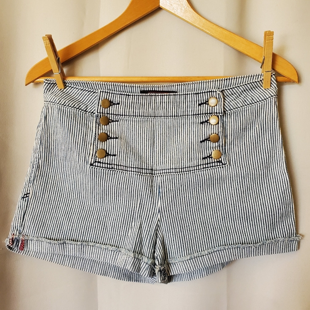 Forever 21 Shorts